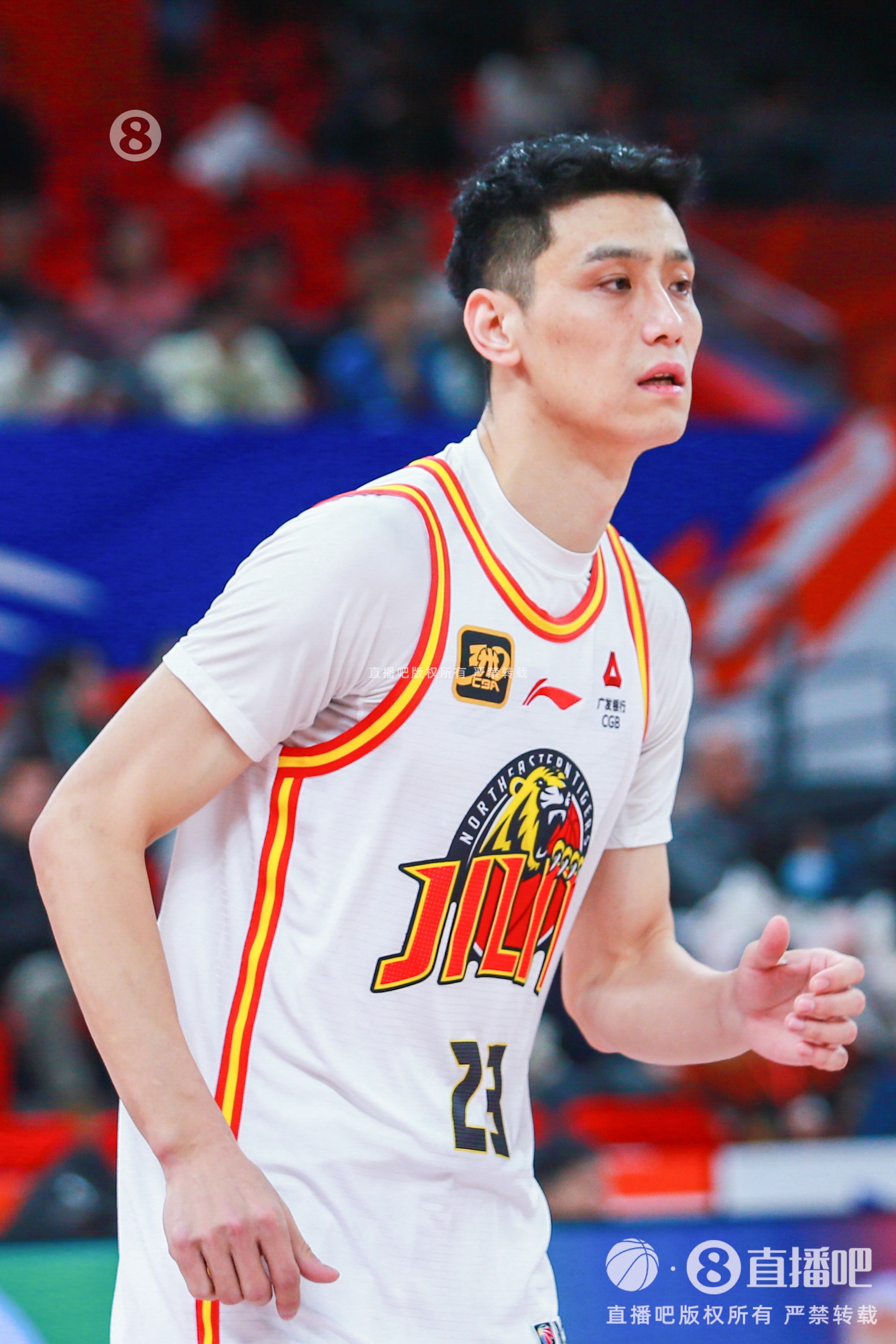 亮眼發(fā)揮！欒利程替補27分鐘 投籃&罰球皆6中6貢獻20分2板2助